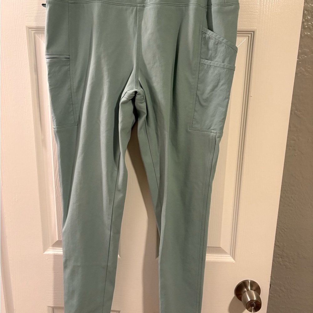 Womans Large Fitted Carhart Leggings